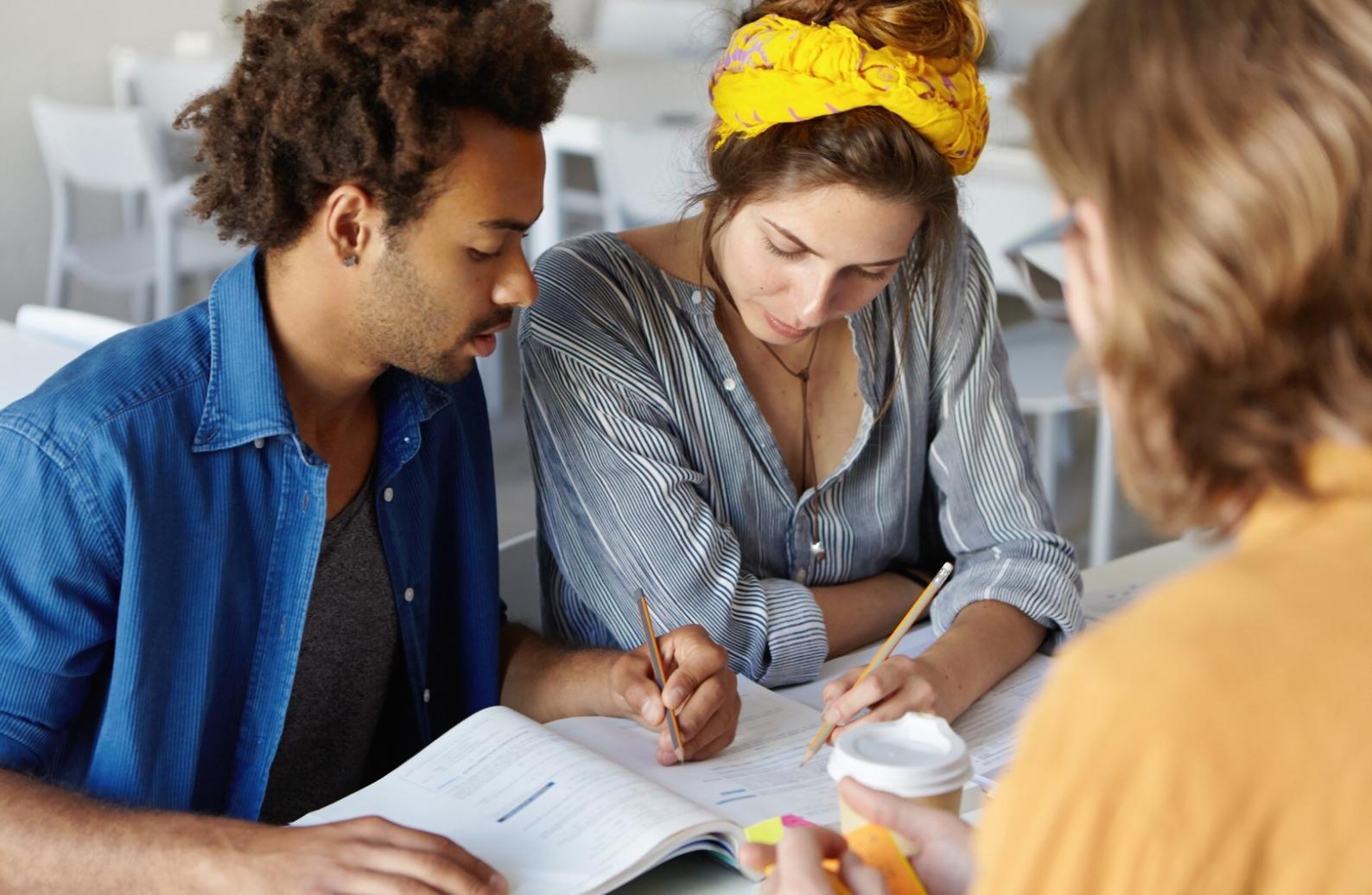 Tableaux et graphiques financiers